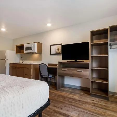 Woodspring Suites Panama City Beach-3
