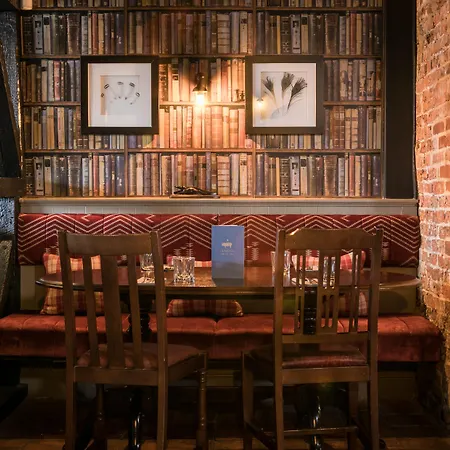 The Angel & Blue Pig-2