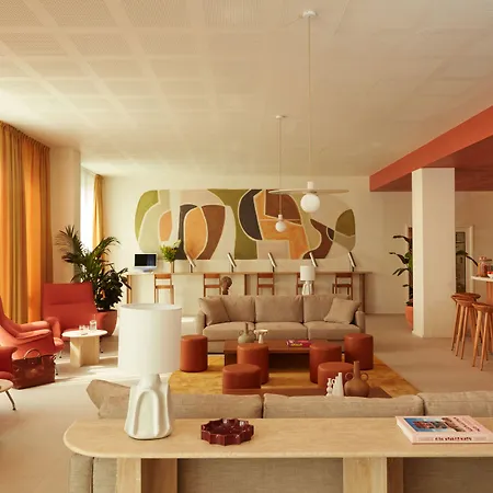 Okko Hotels Paris Rosa Parks-3