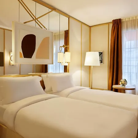 Le Belgrand Hotel Paris Champs Elysees, Tapestry By Hilton-2