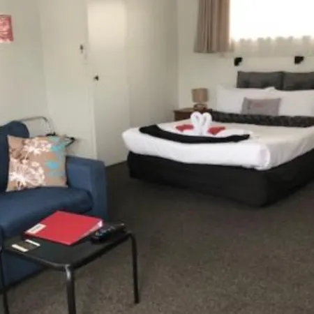 Coachman Motel-3