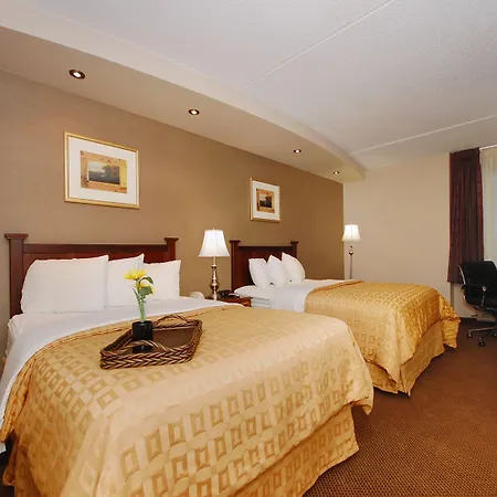 Plaza Inn & Suites-3