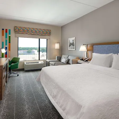 Hampton Inn & Suites Raleigh Midtown, Nc-2