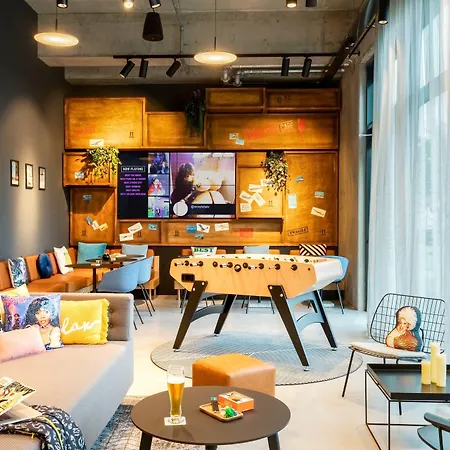 Moxy Berlin Airport-3