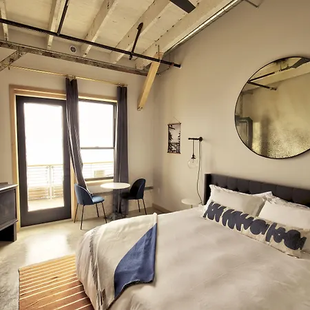 Bowline Hotel-2