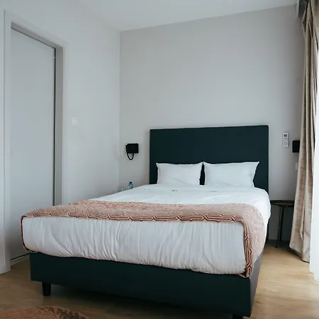 Hôtel La Pièce-3