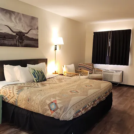 Cactus Inn And Suites-2