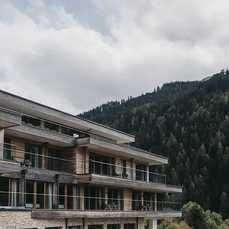 VAYA St Anton-3