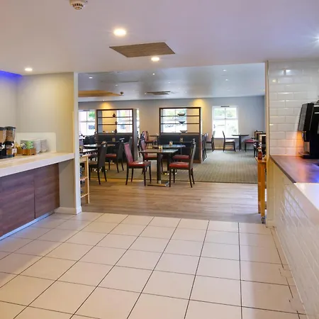Holiday Inn Express Warwick - Stratford-Upon-Avon By Ihg-3