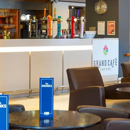Holiday Inn Express Northampton - South By Ihg-3