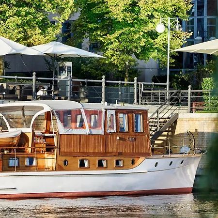 Abion Spreebogen Waterside Hotel Berlin-3
