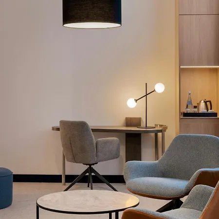 Courtyard By Marriott Bremen-3