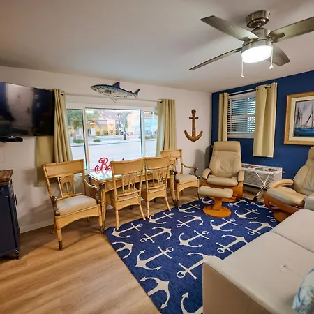 Camelot Beach Suites-3