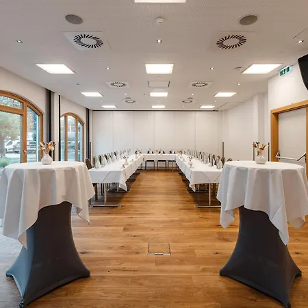 Holiday Inn Innsbruck-2