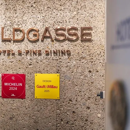 Small Luxury Hotel Goldgasse-3