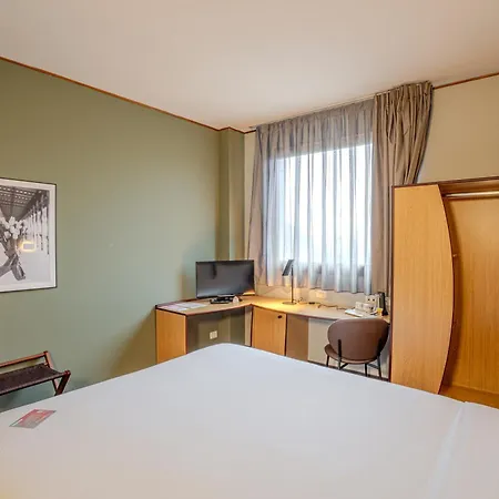Tulip Inn Turin South-3