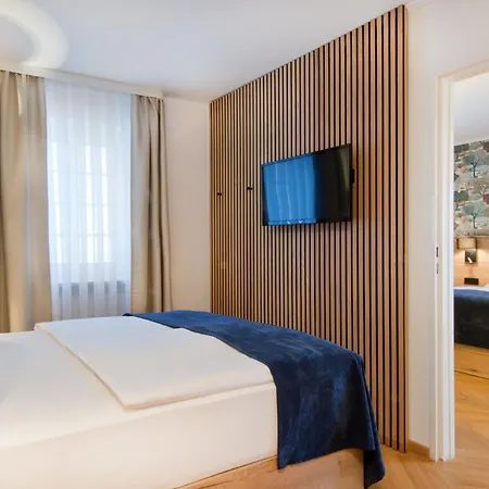 Atrium Hotel Amadeus-3