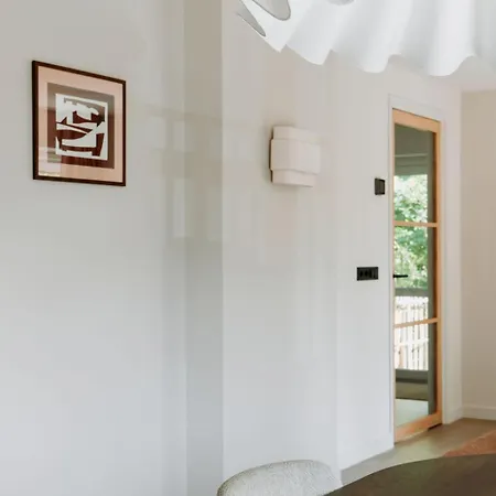 Niyuna Wellness Apartments-2