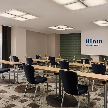 Hilton Vienna Waterfront-2