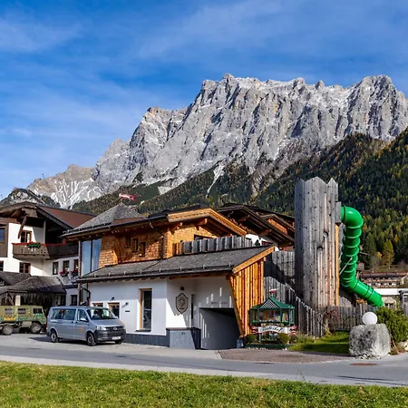 Hotel Tirolerhof - Familotel Zugspitze-2