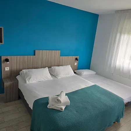 Brit Hotel Confort Manosque Cadarache-3