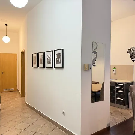 Gozsdu Court Budapest-3