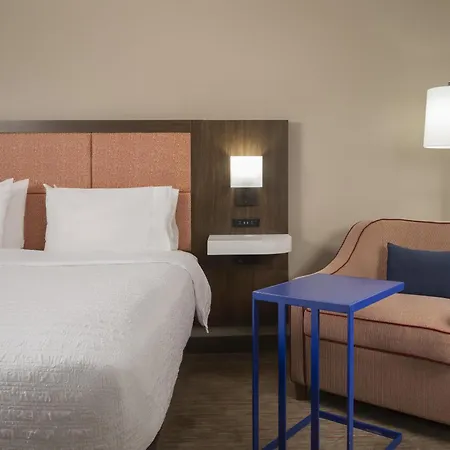 Hampton Inn & Suites - Mansfield-2