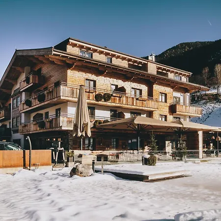 Ski & Bike Hotel Wiesenegg-3