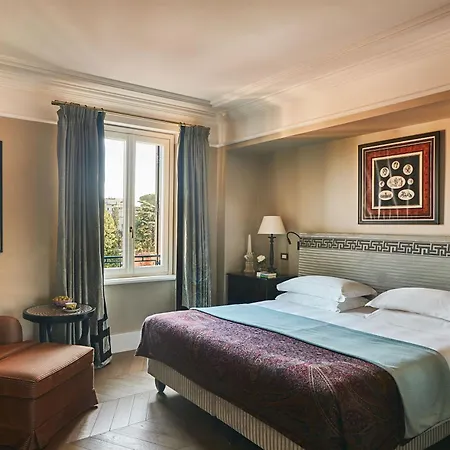 Rocco Forte Hotel De La Ville-3