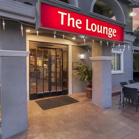 Best Western Plus Brookside Inn-2