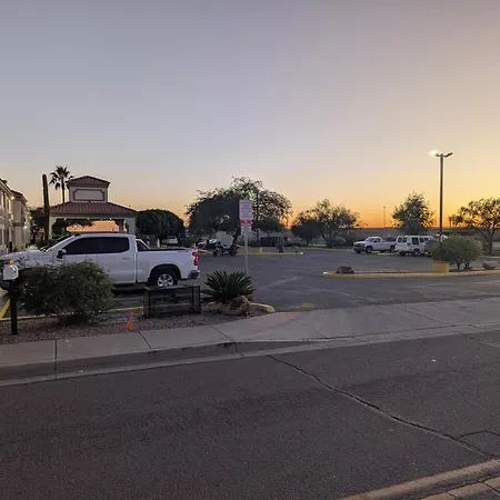 Americas Best Value Inn Apache Junction-3