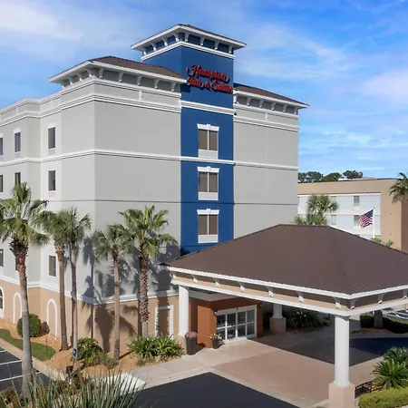 Hampton Inn & Suites Lake City-3