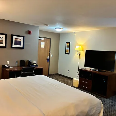 Comfort Inn & Suites Sterling-3