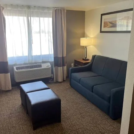 Comfort Inn & Suites Phoenix North - Deer Valley-3