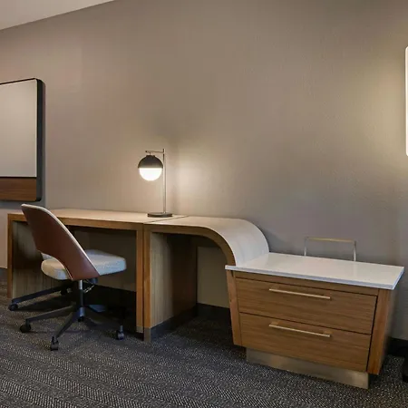 Courtyard By Marriott Sacramento Midtown-2
