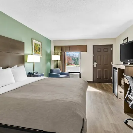 Quality Inn Hillsville-2
