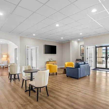 Days Inn By Wyndham Adel I-75-2