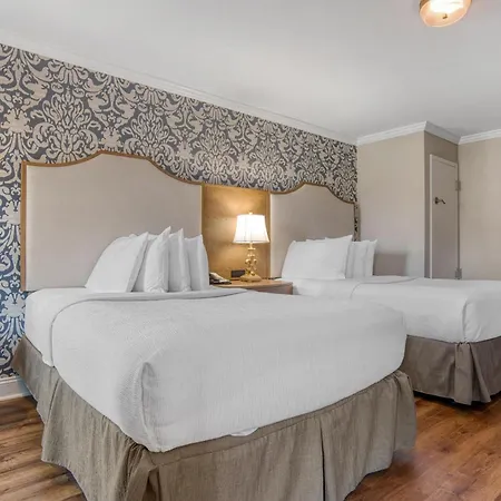 Best Western Plus French Quarter Courtyard Hotel-2