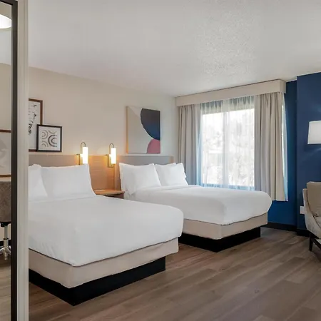 Spark By Hilton Wilmington-3