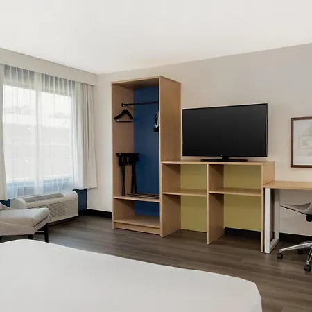 Spark By Hilton Wilmington-2