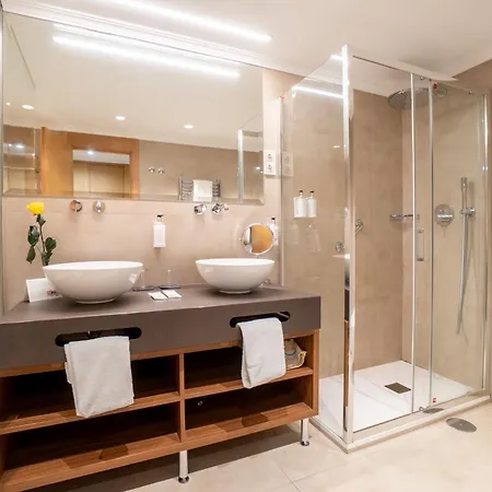 Aparto-Hotel Rosales-3