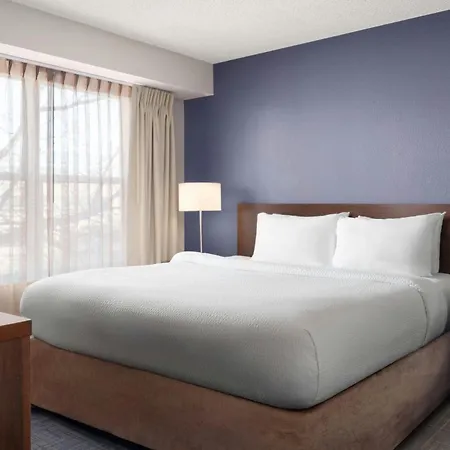 Residence Inn By Marriott Fort Collins-3