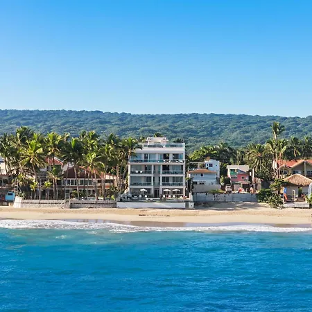 Watermark Luxury Oceanfront Residences-2