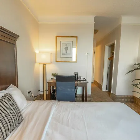 The Prince Arthur Hotel-2