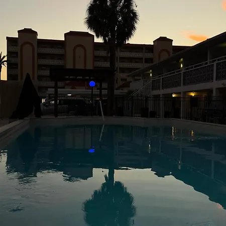 Holiday Isles Resort-2
