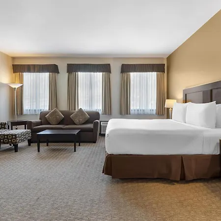 Best Western Plus Baker Street Inn-2