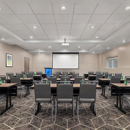 Holiday Inn Hotel & Suites Overland Park-West By Ihg-3