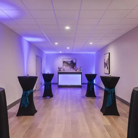 Holiday Inn Wichita East I-35 By Ihg-3