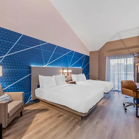 Comfort Inn & Suites Irvine Spectrum-2