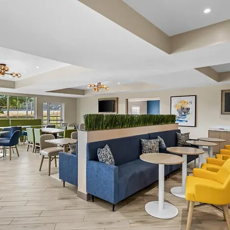 Comfort Suites Conway-2